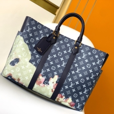 Louis Vuitton Shopping Bags